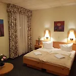 Hotel Altberesinchen 3*