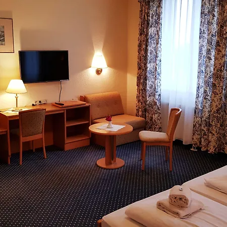 Hotel Altberesinchen 3*