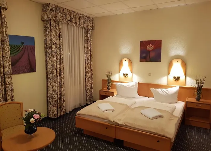 Hotell Altberesinchen 3*